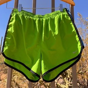 ⬇️💲Nike Athletic Dri-Fit Women’s Shorts Lining/Elastic Waist S Lime Green, Blue